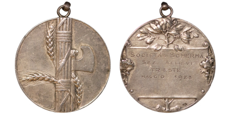 Italy. Company of Fencing Students AR Award Medal. 1928. 