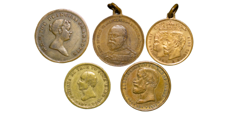 Great Britain. Lot of 5x Accession, Deaths & Coronation medalets in CU & BR. 1817-1911.