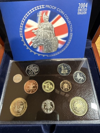 United Kingdom 10 Coin Executive Boxed Proof Coin Year Set. 2004.