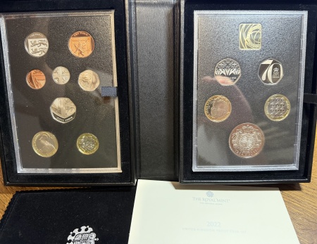 United Kingdom 13 Proof Coin Year set. 2022.