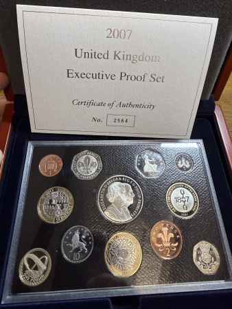 United Kingdom 12 Coin Executive Proof Year Set. 2007.