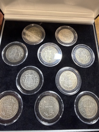 Great Britain. George V & VI Full Date run of .500 Silver Halfcrowns. 1921 - 1940 (20).